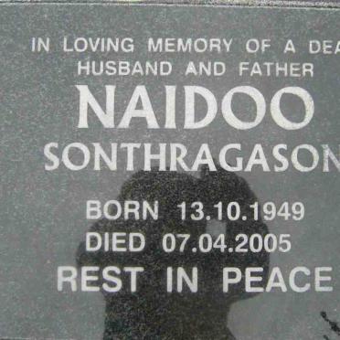 NAIDOO Sonthragason 1949-2005