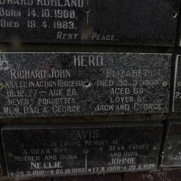 HERD Elizabeth -1990 :: HERD Richard John -1977