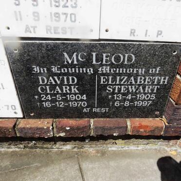 MCLEOD David Clark 1904-1970 &amp; Elizabeth Stewart 1905-1997
