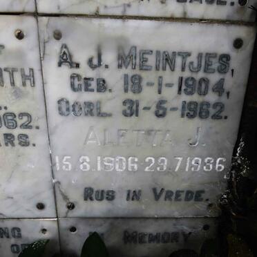 MEINTJES A.J. 1904-1962 &amp; Aletta J. 1906-1986