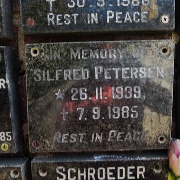 PETERSEN Silfred 1939-1985