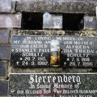 SCHULTZ Stanley Paul 1915-1982 &amp; Alfrieda Dia 1918-1996