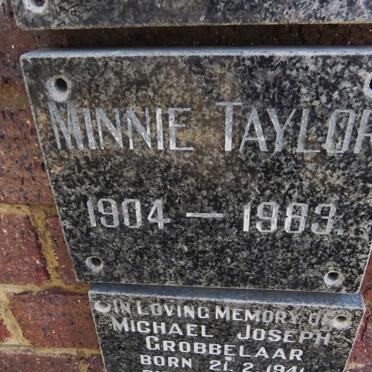 TAYLOR Minnie 1904-1983