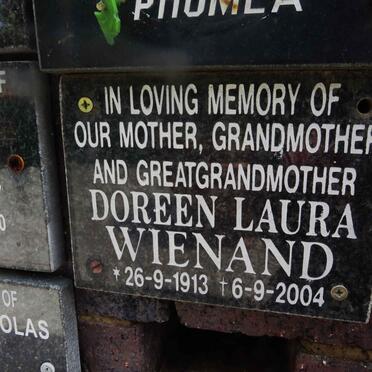 WIENAND Doreen Laura 1913-2004
