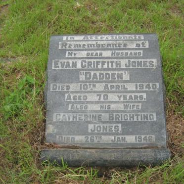 JONES Evan Griffith -1940 &amp; Catherine Brighting -1946