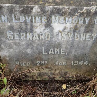 LAKE Bernard Sydney -1944