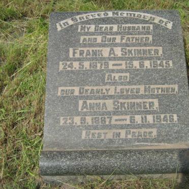 SKINNER Frank A. 1879-1945 &amp; Anna 1887-1946