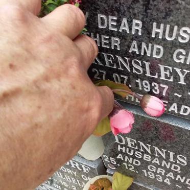 HERBERT Kensley Clyde 1937-2014