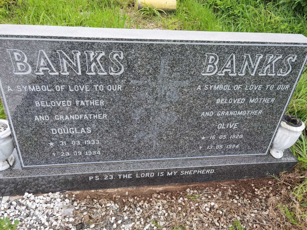 BANKS Douglas 1933-1994 &amp; Olive 1928-1994