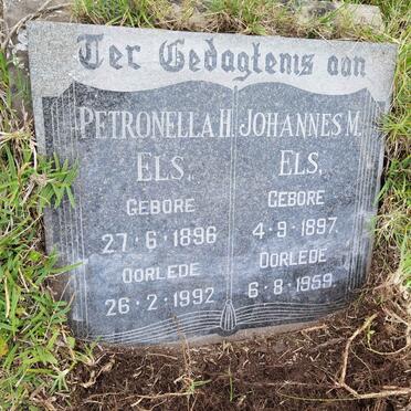 ELS Johannes M. 1897-1959 & Petronella H. 1896-1992