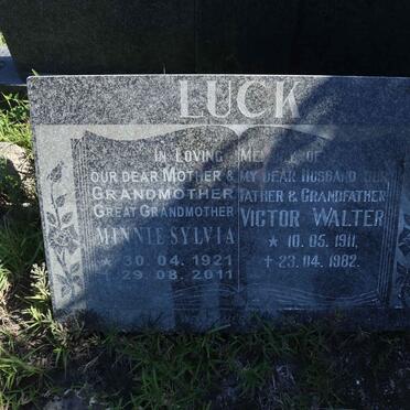 LUCK Victor Walter 1911-1982 &amp; Minnie Sylvia 1921-2011