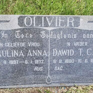 OLIVIER Dawid T.C.J. 1880-1974 &amp; Paulina Anna 1897-1972