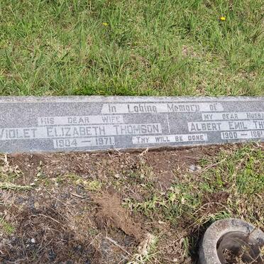 THOMSON Albert Emil 1900-1961 & Violet Elizabeth 1904-1971