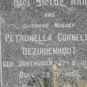 BEZUIDENHOUT Petronella Cornelia nee OOSTHUISEN 1898-1966