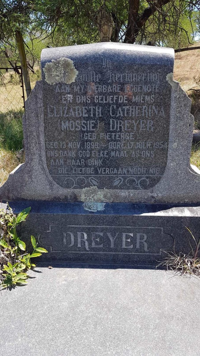 DREYER Petrus Pieterse 1894-1956 &amp; Elizabeth Catherina PIETERSE 1899-1954