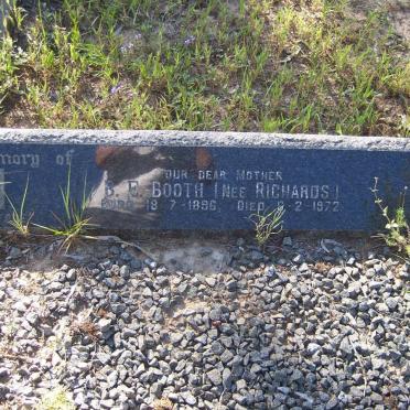 BOOTH B.E. nee RICHARDS 1896-1972