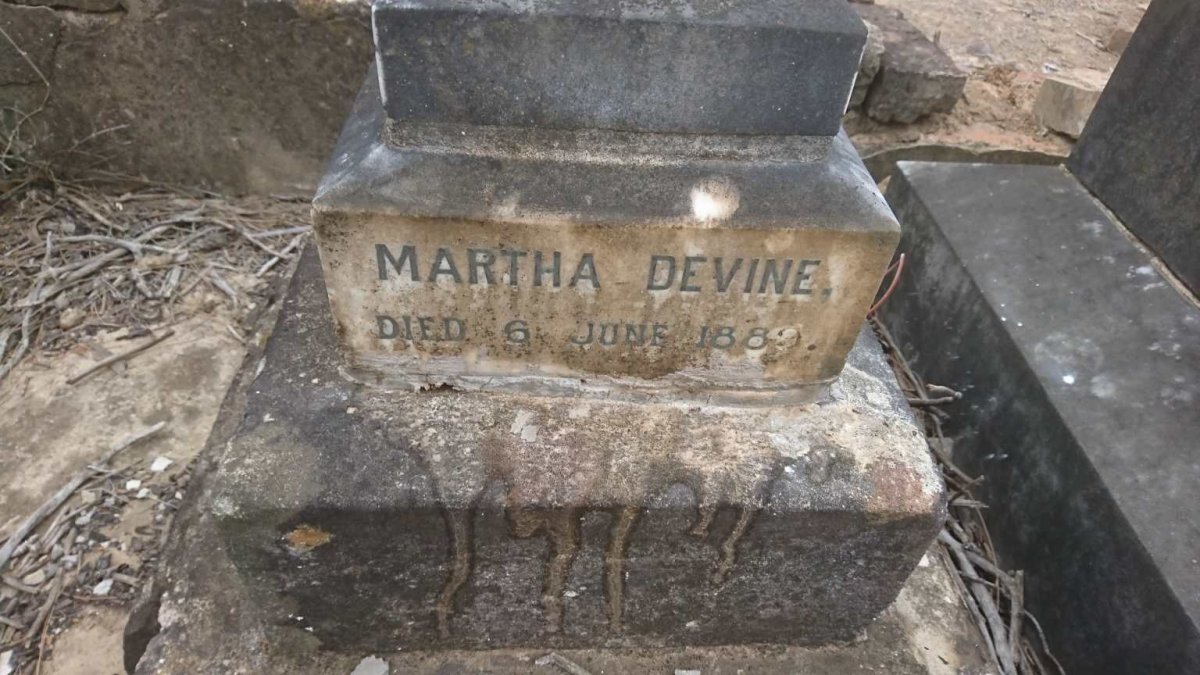 DEVINE Martha -1889