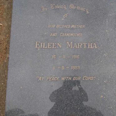 MacGILLICUDDY Henry Charles 1905-1983 &amp; Eileen Martha 1916-1993