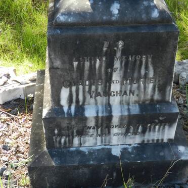 VAUGHAN Gladys :: VAUGHAN Muriel