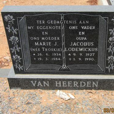 HEERDEN Jacobus Lodewickus, van 1927-1990 &amp; Marie J. TROSKIE 1934-1984