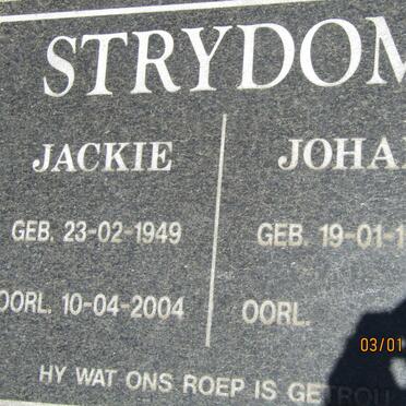 STRYDOM Johan 1936- &amp; Jackie 1949-2004