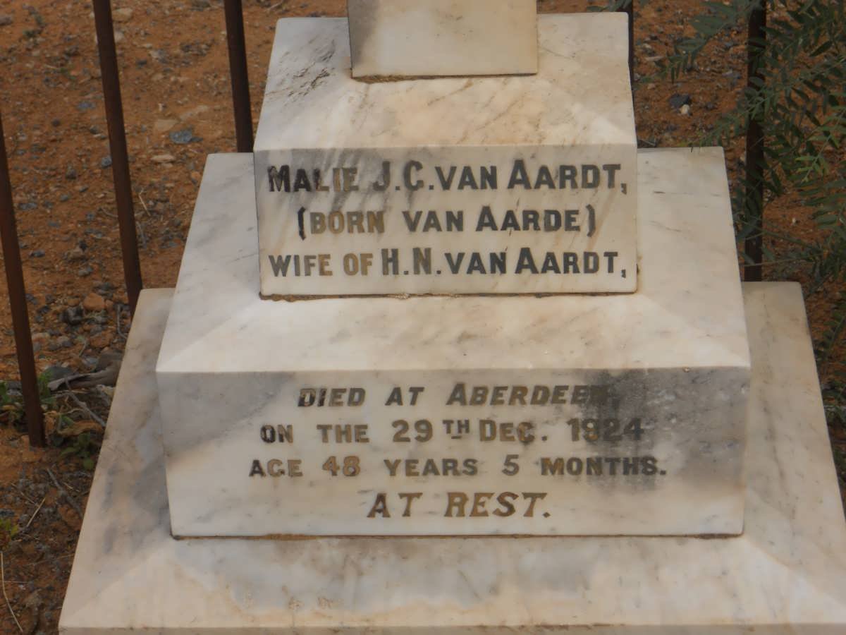 AARDT Malie J.G., van nee VAN AARDE -1924