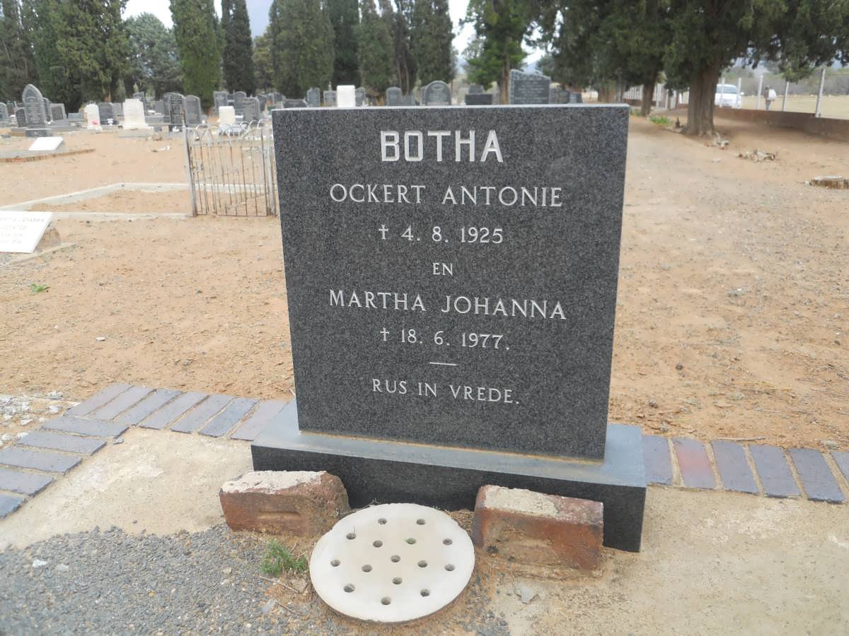 BOTHA Ockert Antonie -1925 &amp; Martha Johanna -1977
