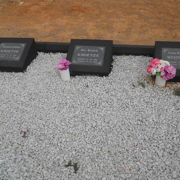 KNOETZE Jan Hendrik 1862-1935 &amp; Margaretha Catharina BASSON 1860-1941 :: WESTPFAHL Anna Francina 1899-1934