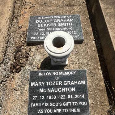 SMITH Dulcie Graham BEKKER- nee MCNAUGHTON 191?-2012 :: MCNAUGHTON Mary Tozer Graham 1930-2014