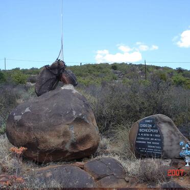 Eastern Cape, GRAAFF-REINET district, Karoo Nature Reserve, Gideon Scheepers memorial