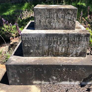 HOLMES Bertha Mildred 1892-1920
