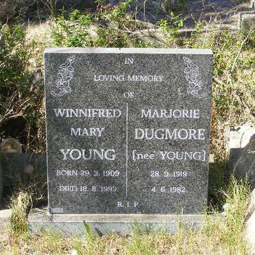 YOUNG Winnifred Mary 1909-1999 :: DUGMORE Marjorie nee YOUNG 1919-1982