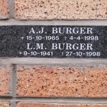 BURGER A.J. 1965-1998 :: BURGER L.M. 1941-1998