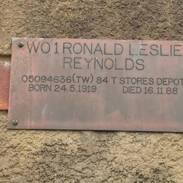 REYNOLDS Ronald Leslie 1919-1988