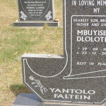 DLOLOTHI Mbuyiseli 1962-2000