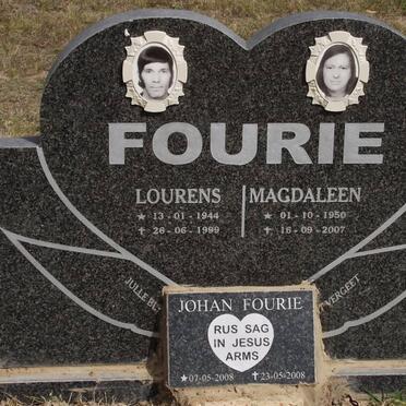 FOURIE Lourens 1944-1999 &amp; Magdaleen 1950-2007 :: FOURIE Johan 2008-2008