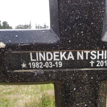 NTSHIBA Lindeka 1982-2011