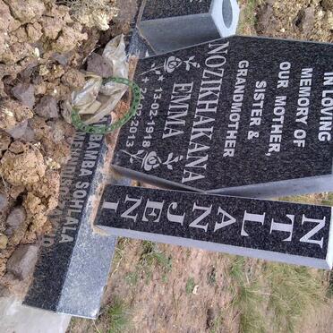 NTLANJENI Nozikhakana Emma 1918-2013