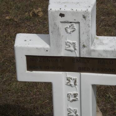 RALO Nozengazi Emily 1911-2000