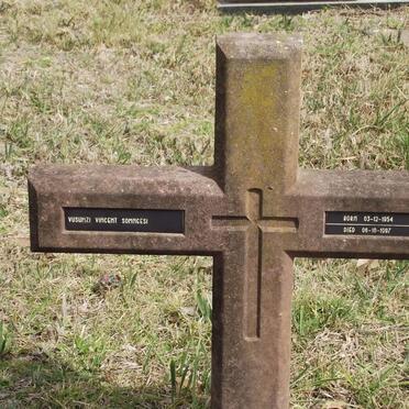 SOMNGESI Vusumzi Vincent 1954-1997