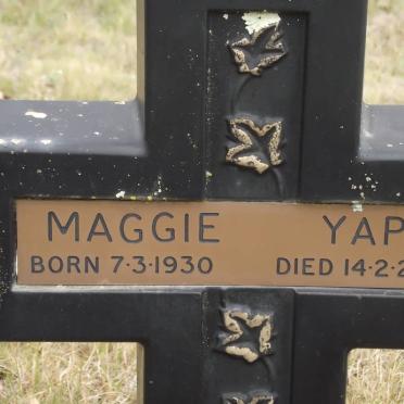 YAPHI Maggie 1930-2002