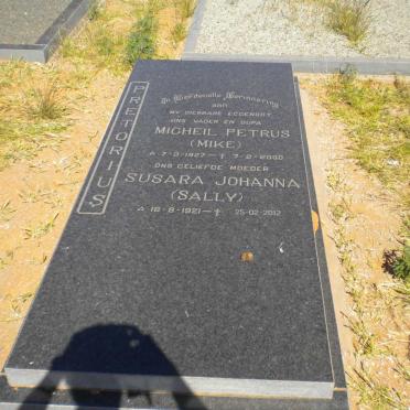 PRETORIUS Michiel Petrus 1927-2000 &amp; Susara Johanna 1921-2012
