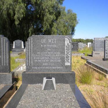 WET Petrus Johannes Oelofse, de 1908-1953 &amp; Elsje Petronella Johanna Margaretha nee SMIT 1907-1997