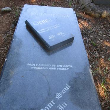 SUMMERTON Denise 1967-2001