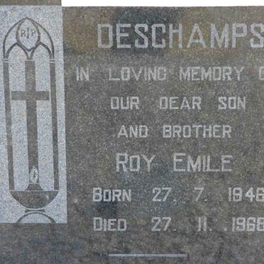 D - Vanne :: Surnames - D