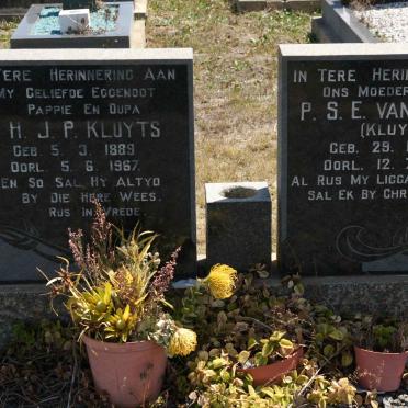 KLUYTS H.J.P. 1889-1967 &amp; P.S.E. VAN ROOYEN voorheen KLUYTS  1904-1987