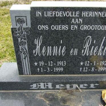 MEYER Hennie 1913-1999 &amp; Riekie 1923-1999