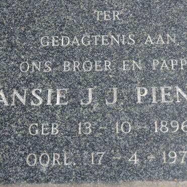 PIENAAR J.J. 1896-1971