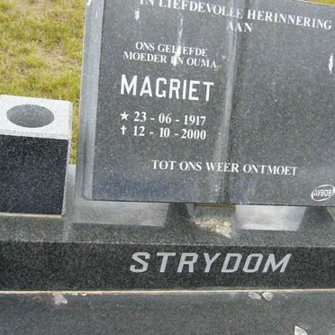 STRYDOM Magriet 1917-2000