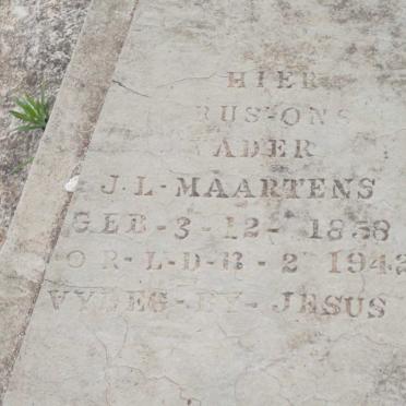 Eastern Cape, INDWE district, Bonnie Vale, farm cemetery